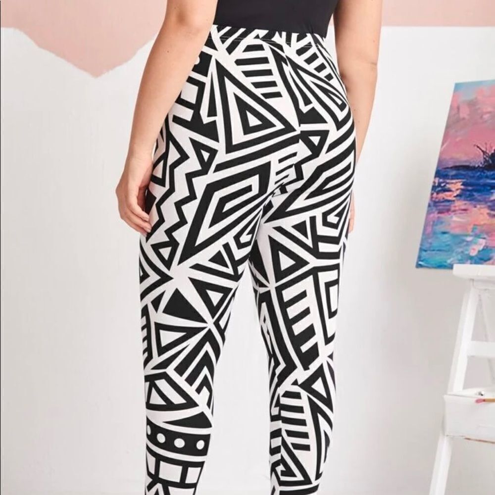 Geometric Print Pants - Picture 3 of 6